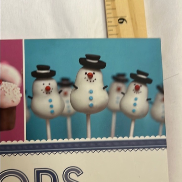 Cake Pops Recipe Book and more. - Picture 2 of 11